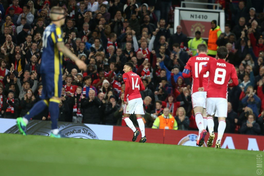 Manchester United 4-1 Fenerbahçe maç özeti izle