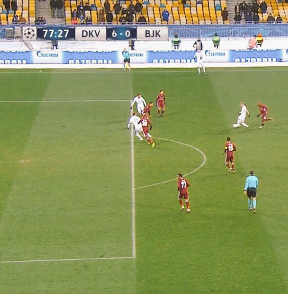 Dinamo Kiev - Beşiktaş maçında hakemden skandal penaltı ve Beck'e kırmızı kart!