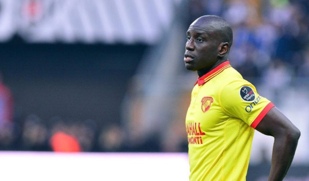 Demba Ba'ya şok tepki!