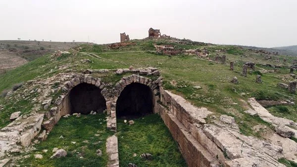 Sadece erkeklerin girebildiği gizemli tapınak!