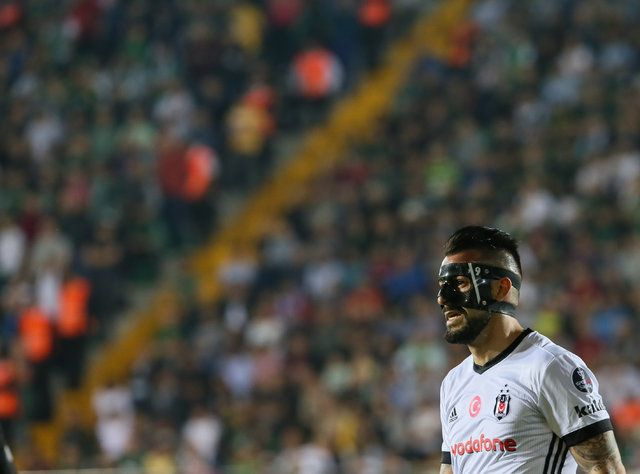 Beşiktaş'ta dev operasyon!