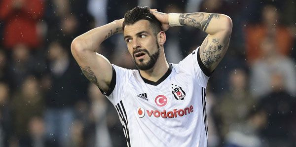Beşiktaş'ta dev operasyon!