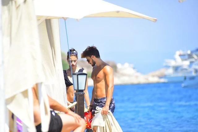 Aşk-ı Memnu'nun yakışıklı oyuncusu tatil yapıyor!