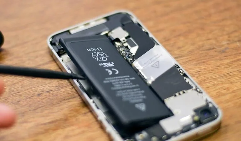 iPhone pil değişimi için zaman daralıyor!