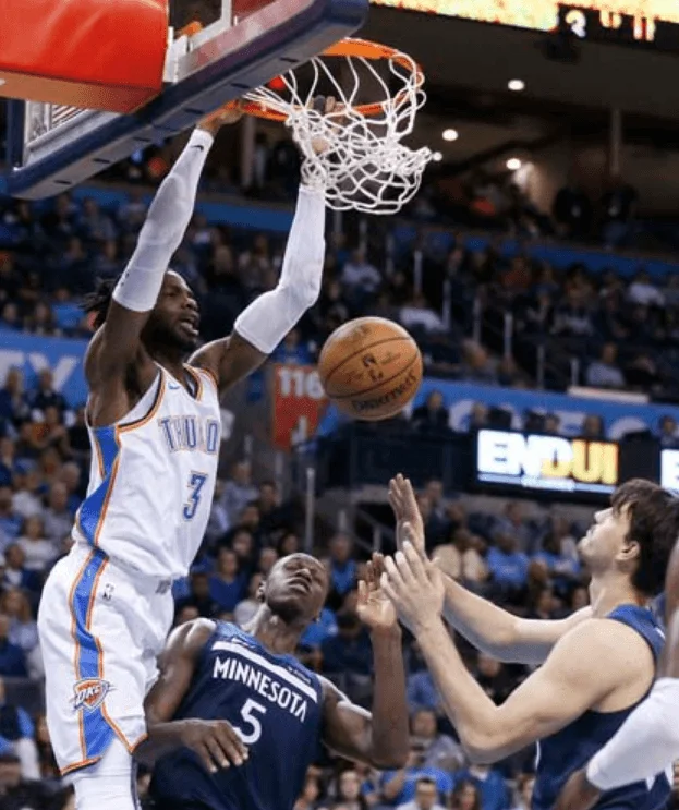 NBA'de yürekleri ağza getiren olay!
