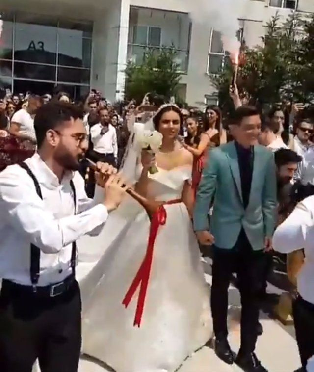 Büyük düğüne saatler kaldı!