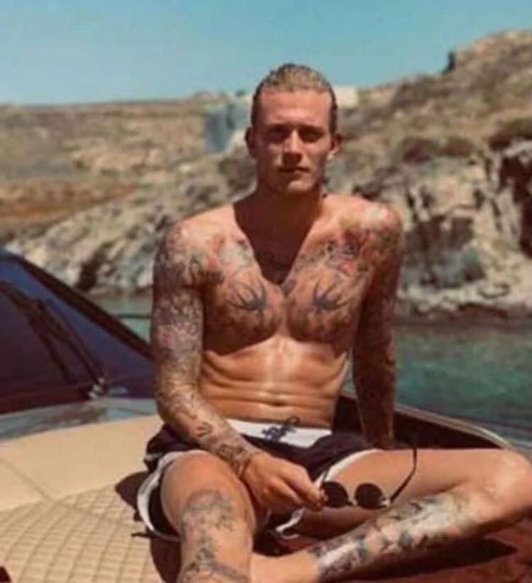 Karius ve Thomalla yarışıyor!