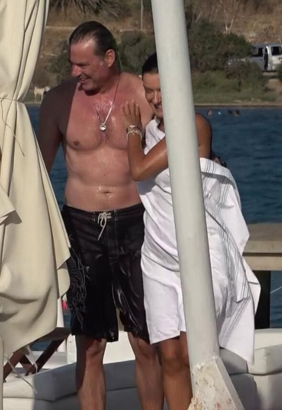Murat Başoğlu yine teknede!