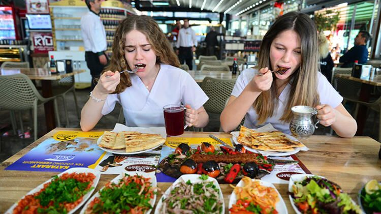 Kebapta iğrenç hile! Millete bunu yedirdiler...