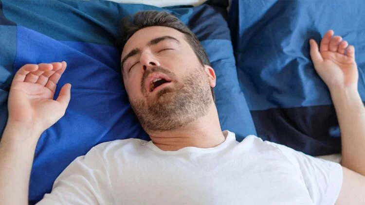 Bu şekilde uyuyanlar dikkat!