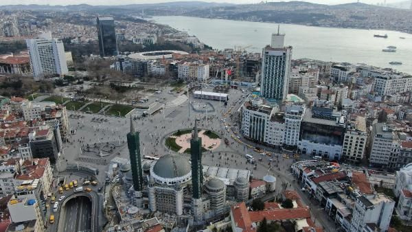Taksim Camii'nde sona doğru