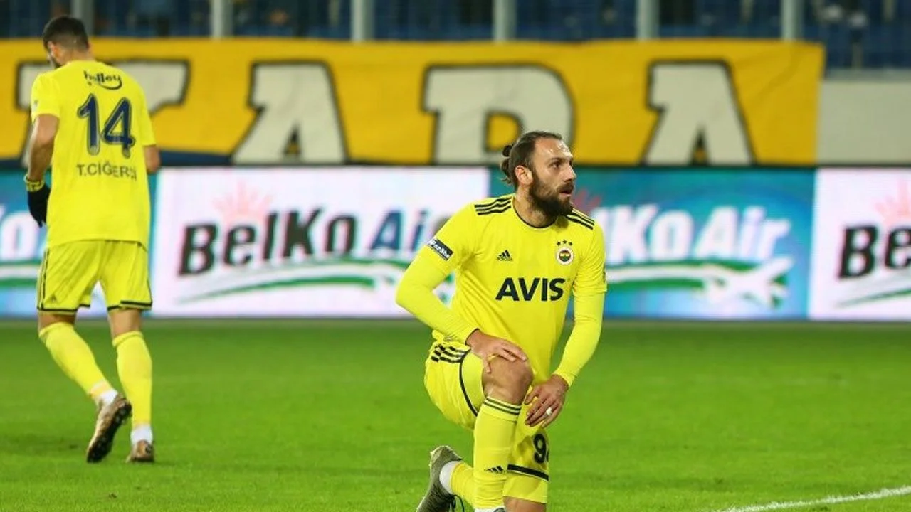 İşte F.Bahçe'yi düşüşe getiren hatalar!