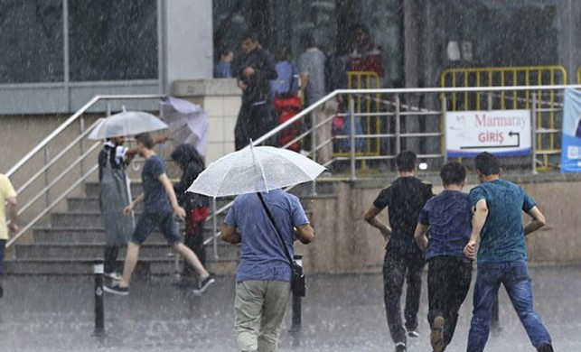 Meteoroloji uyardı… İstanbul'da sağanak yağış!