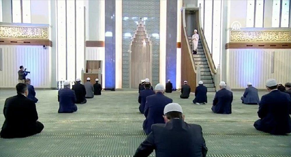 Diyanet: 'Temsili Cuma Namazı Her Hafta Bir Başka Camide Kılınacak ...