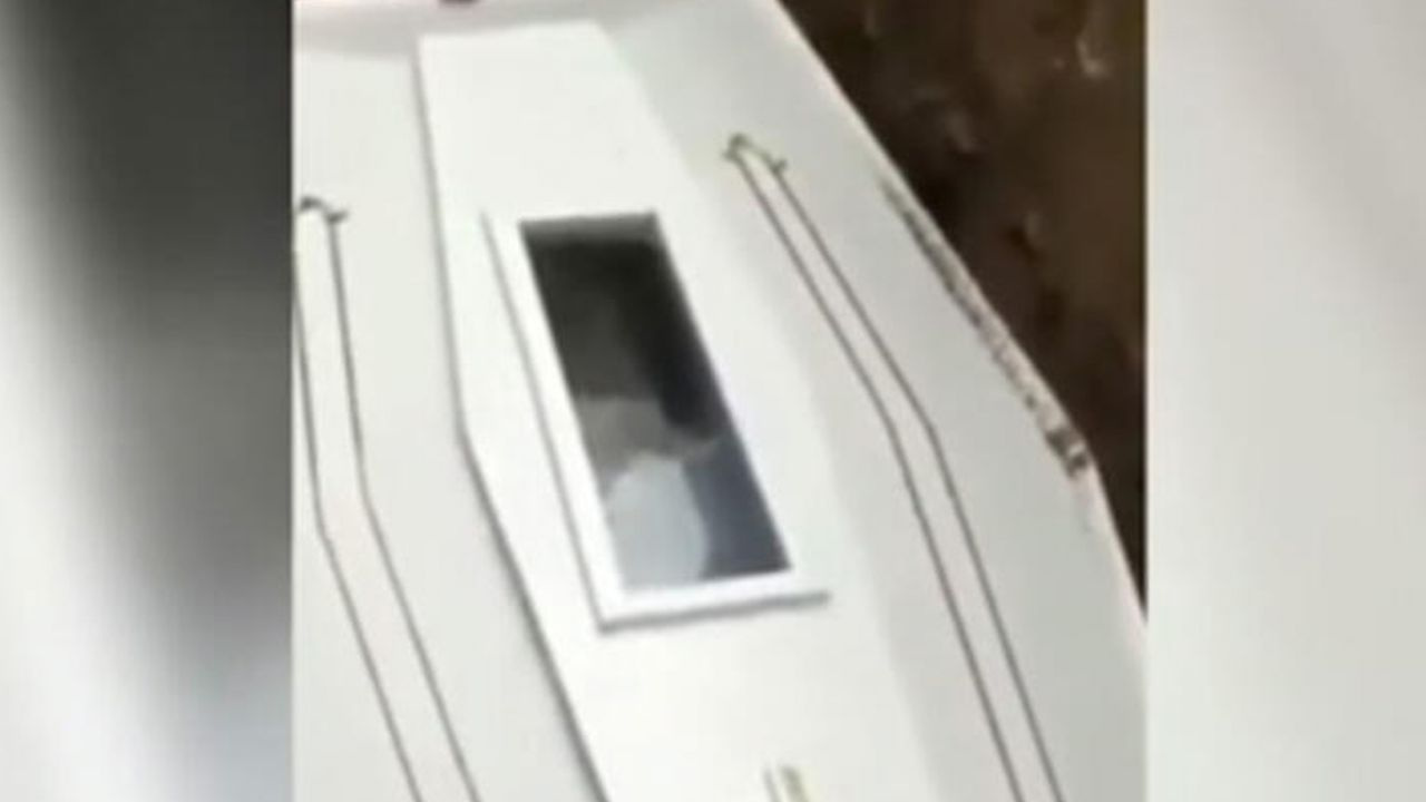 Son dakika... Cenazede inanılmaz görüntü! Ceset hareket etti