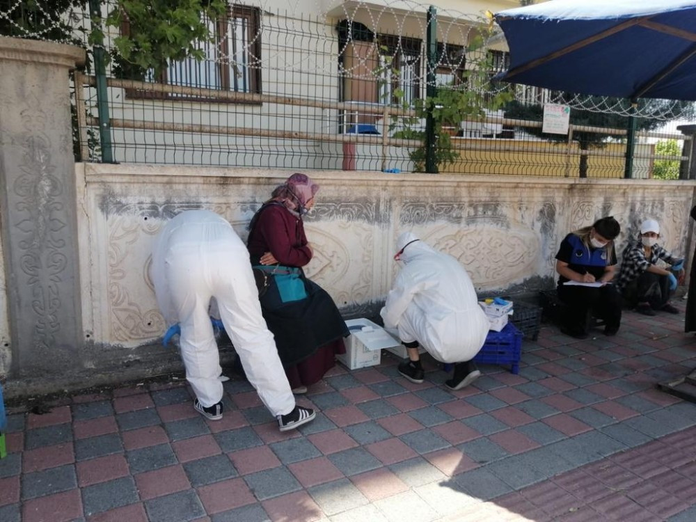 Kadın pazarcılara korona virüs testi - Diyarbakır Haberleri