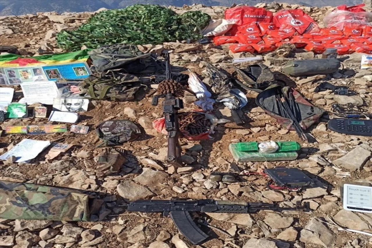 İşte bir terör yuvasından çıkanlar
