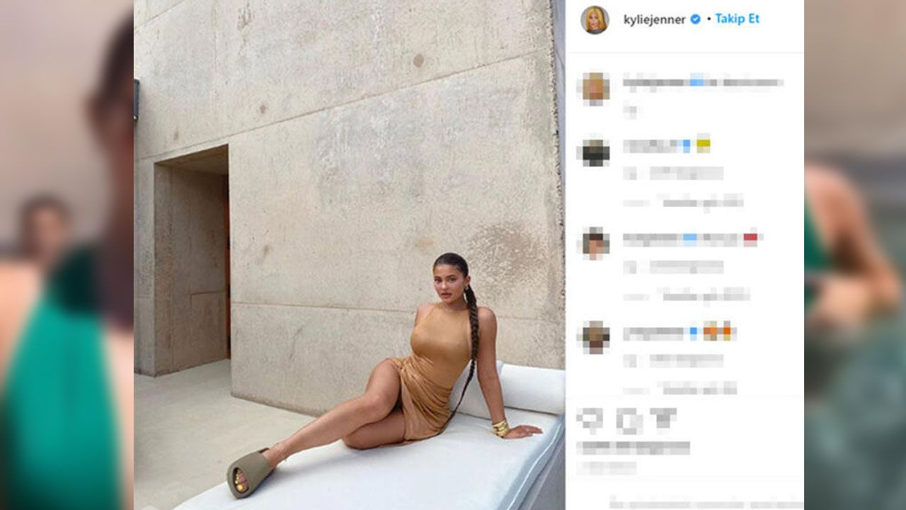 Kylie Jenner'ın havuz keyfi!