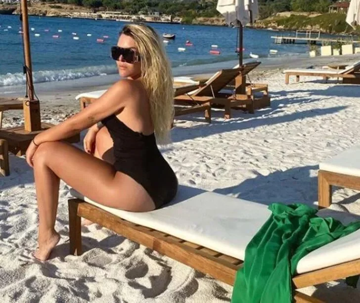 Selin Ciğerci Marmaris'e gitmek için 27 bin TL'ye helikopter kiraladı