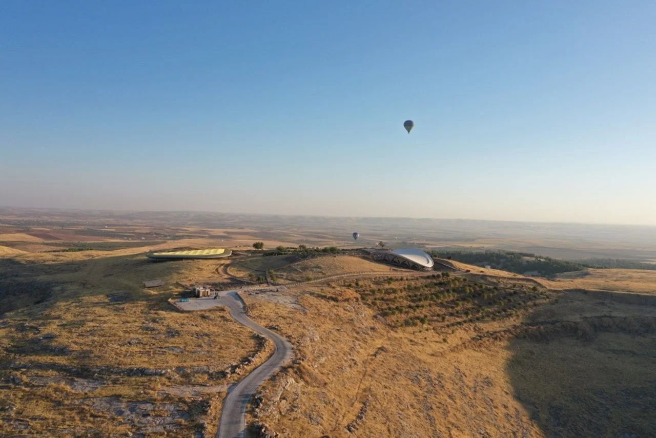Göbeklitepe'de sıcak hava balonuyla uçuşlar başladı