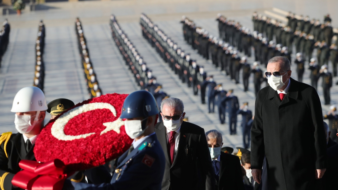 Devlet erkanı Anıtkabir'de