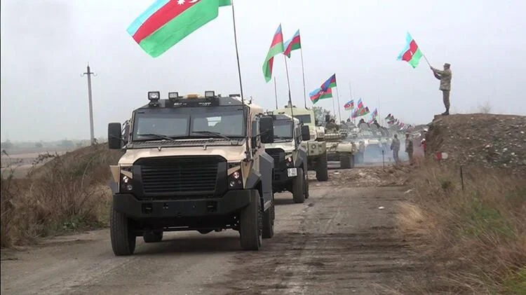 Azerbaycan 27 yıllık işgalin ardından Ağdam'a böyle giriş yaptı!