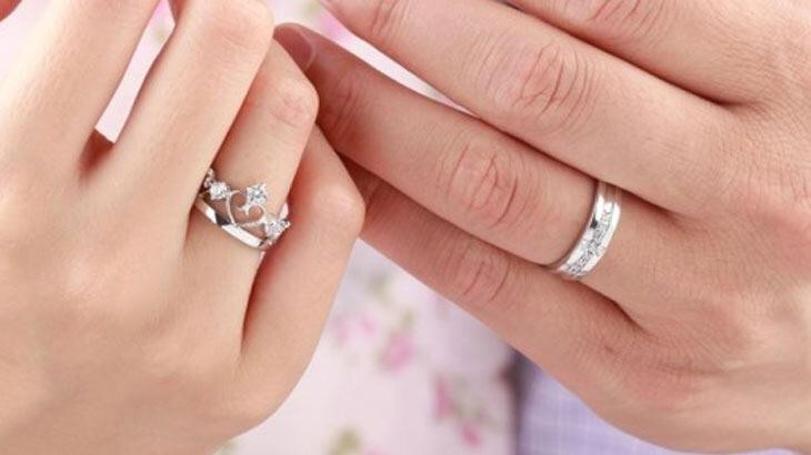 Evlilik Yüzüğü Kadında Ve Erkekte Hangi Parmağa Takılır? - Evlilik