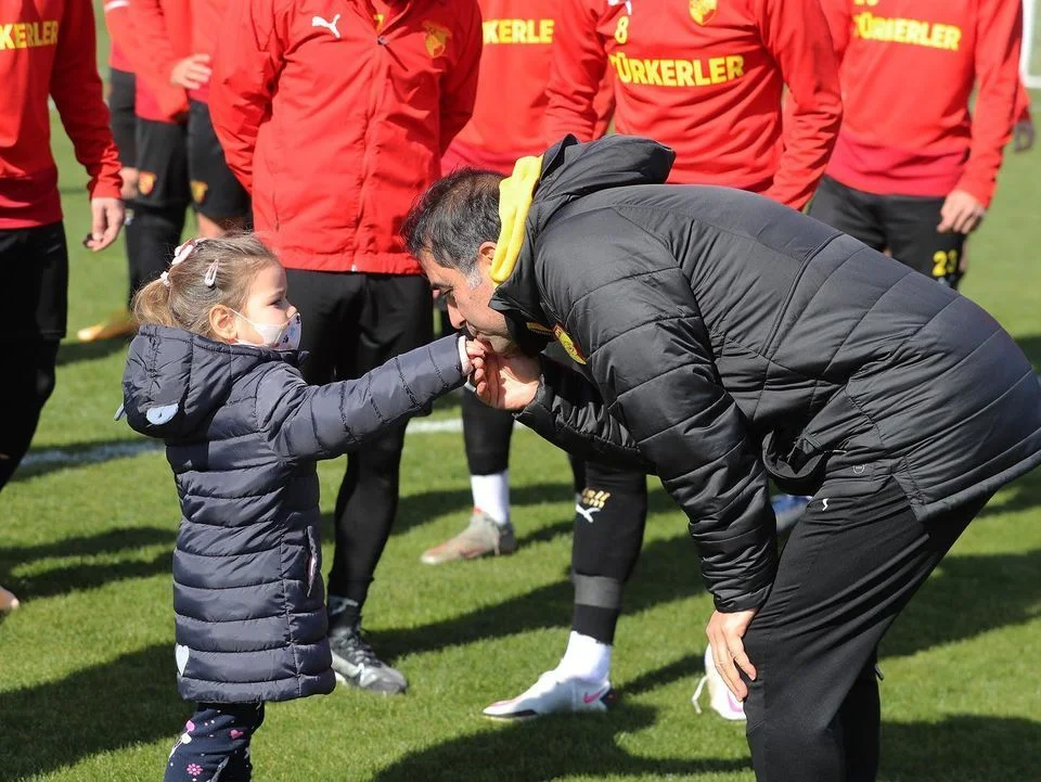 "Ayda bebek" Göztepe antrenmanında...