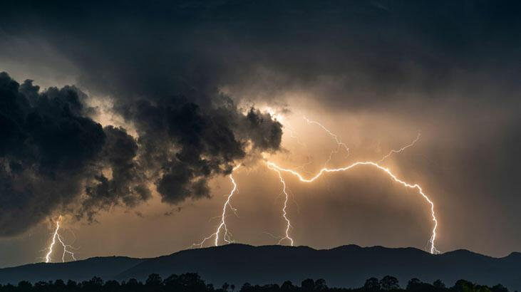 Downburst ne demek, anlamı nedir? Downburst nasıl gerçekleşiyor?