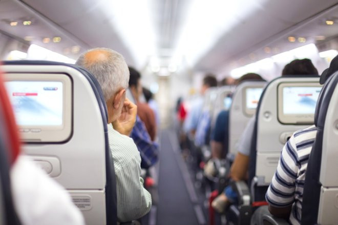Uçaktayken Telefonunuzu Uçuş Moduna Almazsanız Ne Olur? Foto Galerisi