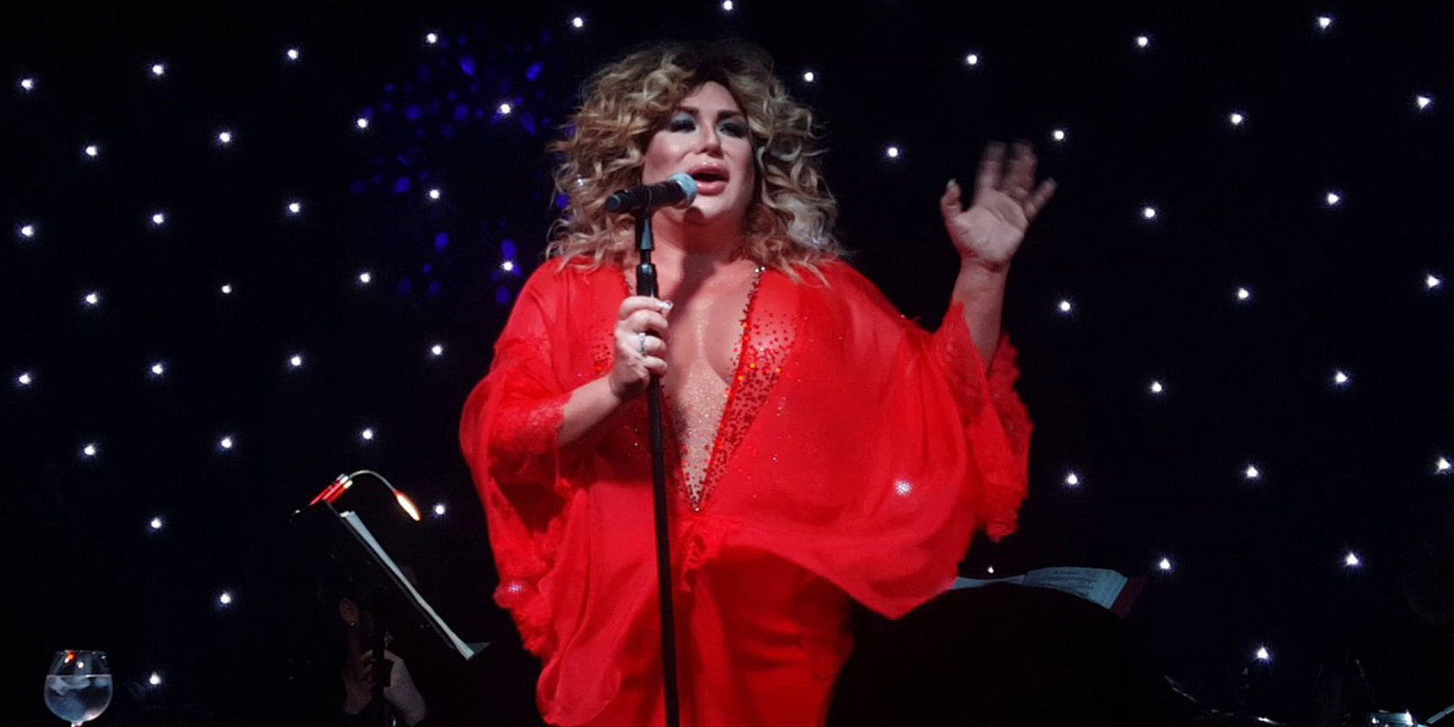 Transeksüel şarkıcı Utku Uysal kimdir? Armağan Çağlayan'ın konuğu Utku Uysal: "Onu asla affetmeyeceğim"
