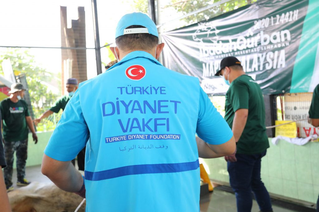 TDV&#39;den Malezya&#39;da ihtiyaç sahiplerine kurban yardımı – Türkiye Diyanet  Vakfı Resmi Web Sitesi