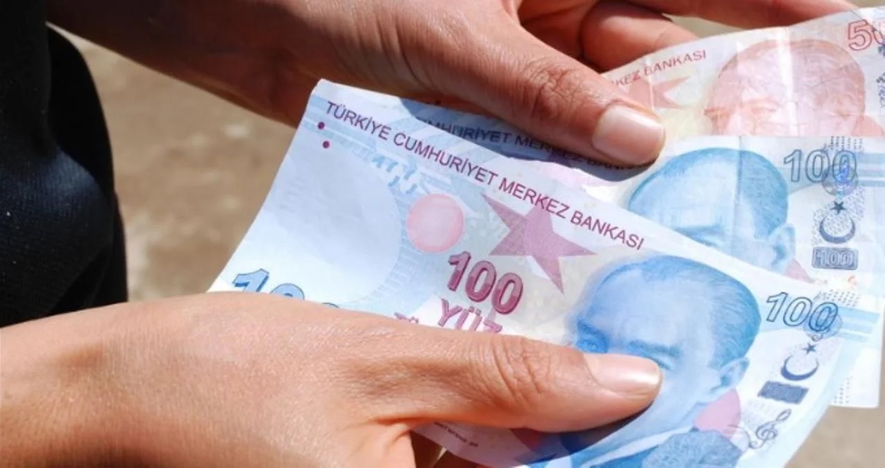 Yüz binlerce çalışana müjde: Bugün hesaba en az 1.108 TL yatacak!