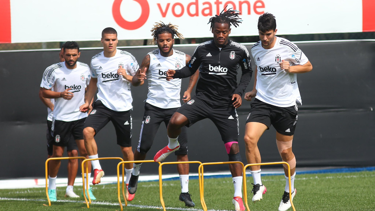 Ajax-Beşiktaş maçı ne zaman? Saat kaçta? Hangi kanalda? Kimler sakat? Kimler oynayacak?