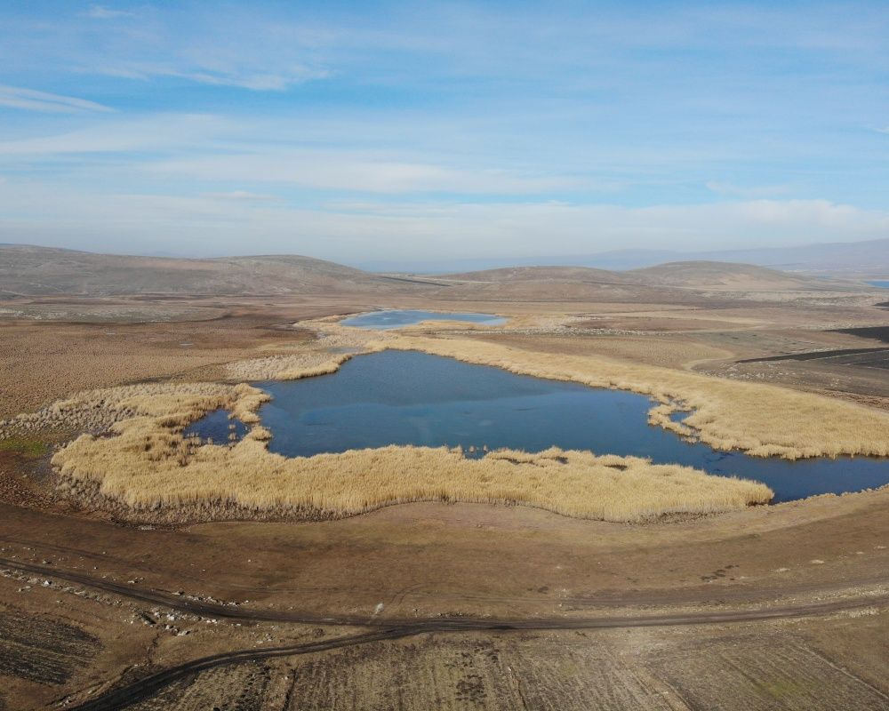 Kars'ın saklı cenneti: 'Lavaş Gölü'