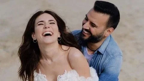 Buse Varol boşanmak için ilk adımı attı! İtiraf Geldi!