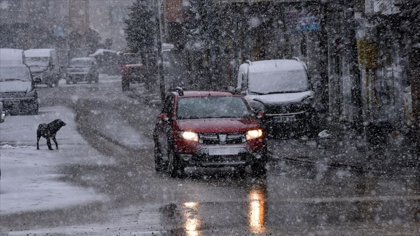 Meteoroloji'den sarı ve turuncu kodlu uyarı: Kar ve sağanak devam edecek