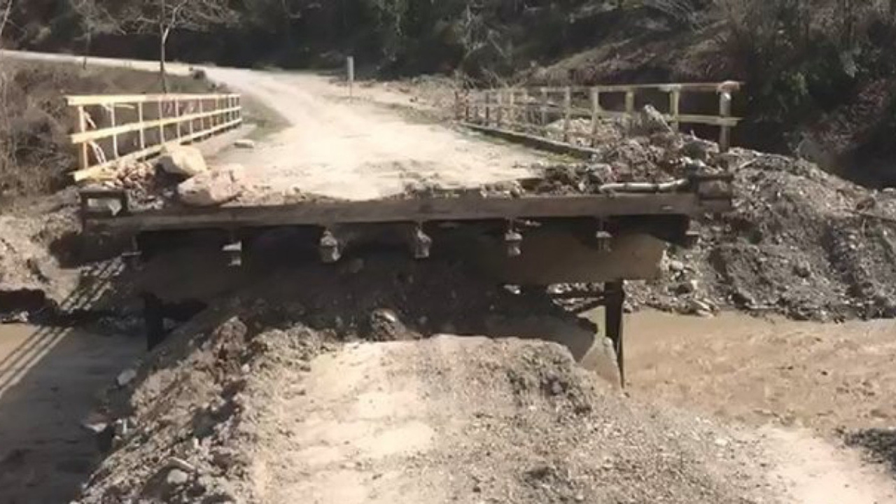 Kastamonu ile Sinop'u birbirine bağlayan 4 köprü yıkıldı: 10'dan fazla köye ulaşım sağlanamıyor!