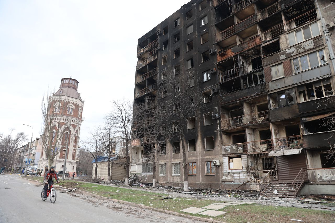 Mariupol'de bir ayda 210'u çocuk 5 bin kişi öldü
