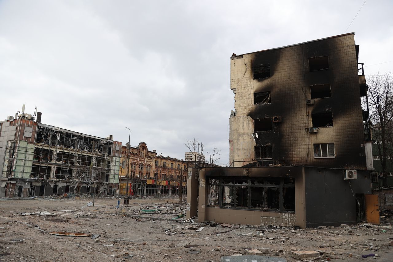 Mariupol'de bir ayda 210'u çocuk 5 bin kişi öldü