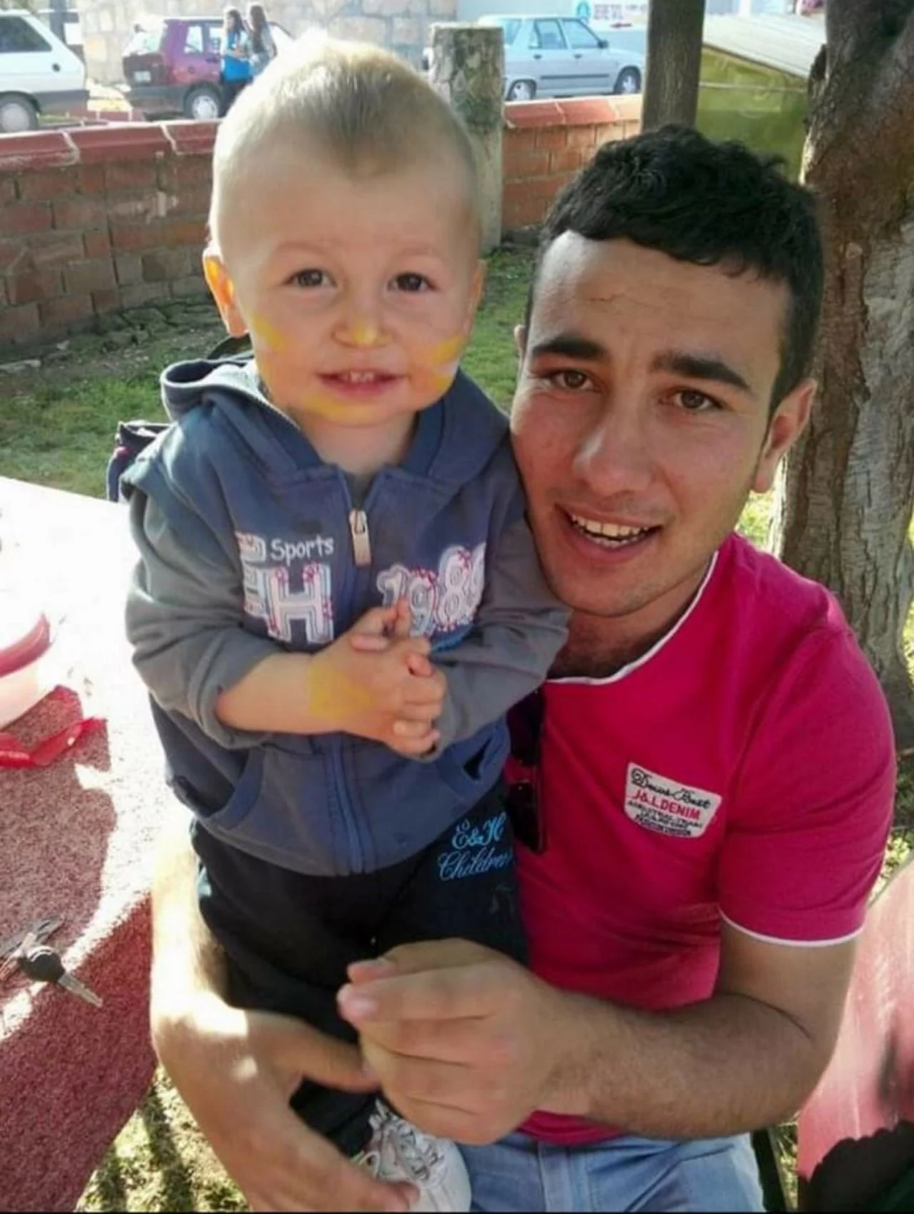 Bir aile yok oldu! Anne ve babası kazada ölmüştü, minik Osman da kurtarılamadı