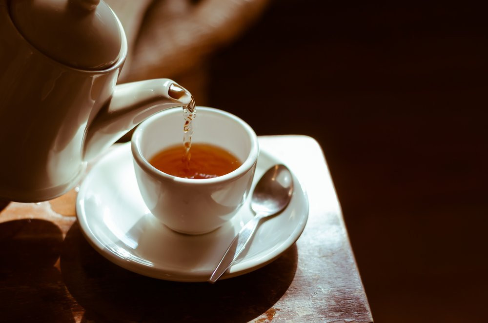 Çay Hararet Alır mı? Sıcak Havalarda Çay ve Kahve İçmenin Faydaları...
