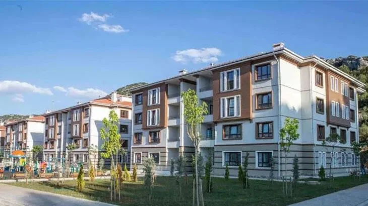 Ev sahibi olmak isteyenlere TOKİ'den müjde: Açık artırma tarihleri belli oldu! 120 ay vade fırsatı...