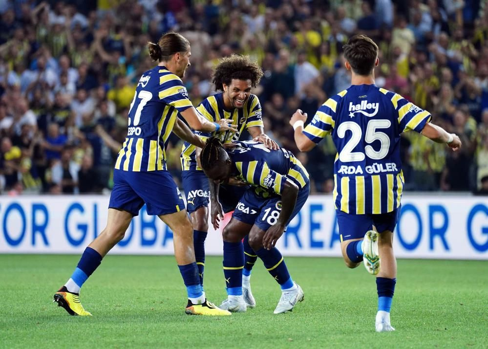 Teknik Direktör Jorge Jesus transferde ısrar etti, Fenerbahçe Talisca'sını buldu