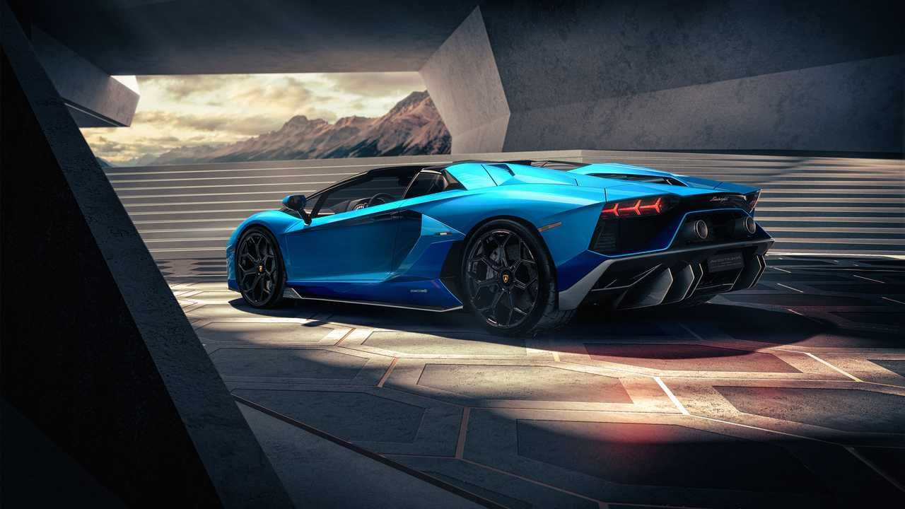 Lamborghini 2024’e kadar üretecekleri tüm otomobillerin şimdiden satıldığını duyurdu