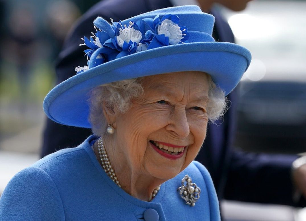 London Bridge Is Down' – What Happens When The Queen Dies? | Newsmobile