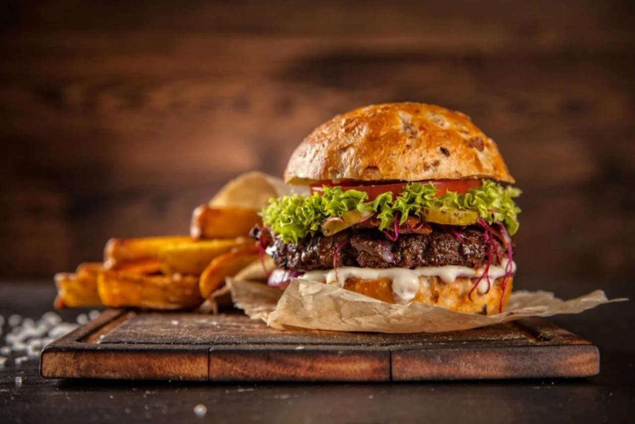 Evde kolay, pratik hamburger tarifi! Artık dışarıda hamburger yemeyeceksiniz!