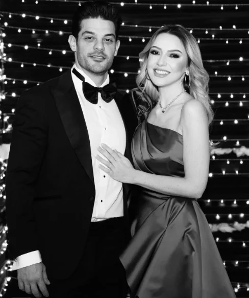 Hadise ile boşanmaya hazırlanan Mehmet Dinçerler’in attığı tweetler ifşa oldu! Hesabını kapatmak zorunda kaldı