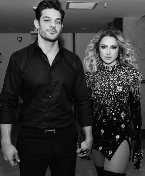 Hadise ile boşanmaya hazırlanan Mehmet Dinçerler’in attığı tweetler ifşa oldu! Hesabını kapatmak zorunda kaldı