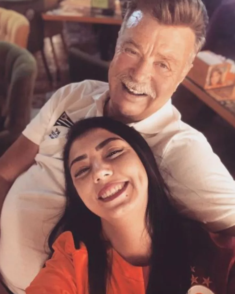 Burcu Sezginoğlu ile Nuri Alço'nun tanışma hikayesi şaşırttı: ''Gel yavrum dedi, şimdi evliyiz''
